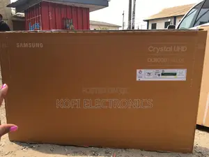 Samsung Crystal Uhd 55” Smart Tv With HDR Support