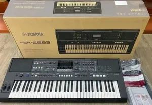 Yamaha PSR-E583 61-Key Electronic Keyboard