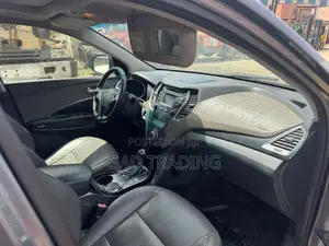 Hyundai Santa Fe 2016 Gray