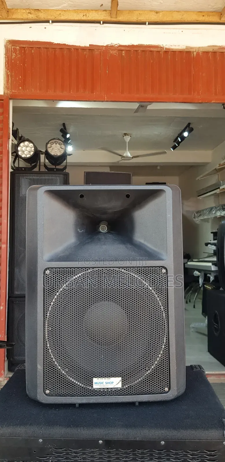 Pacive Audio Speakers Pair