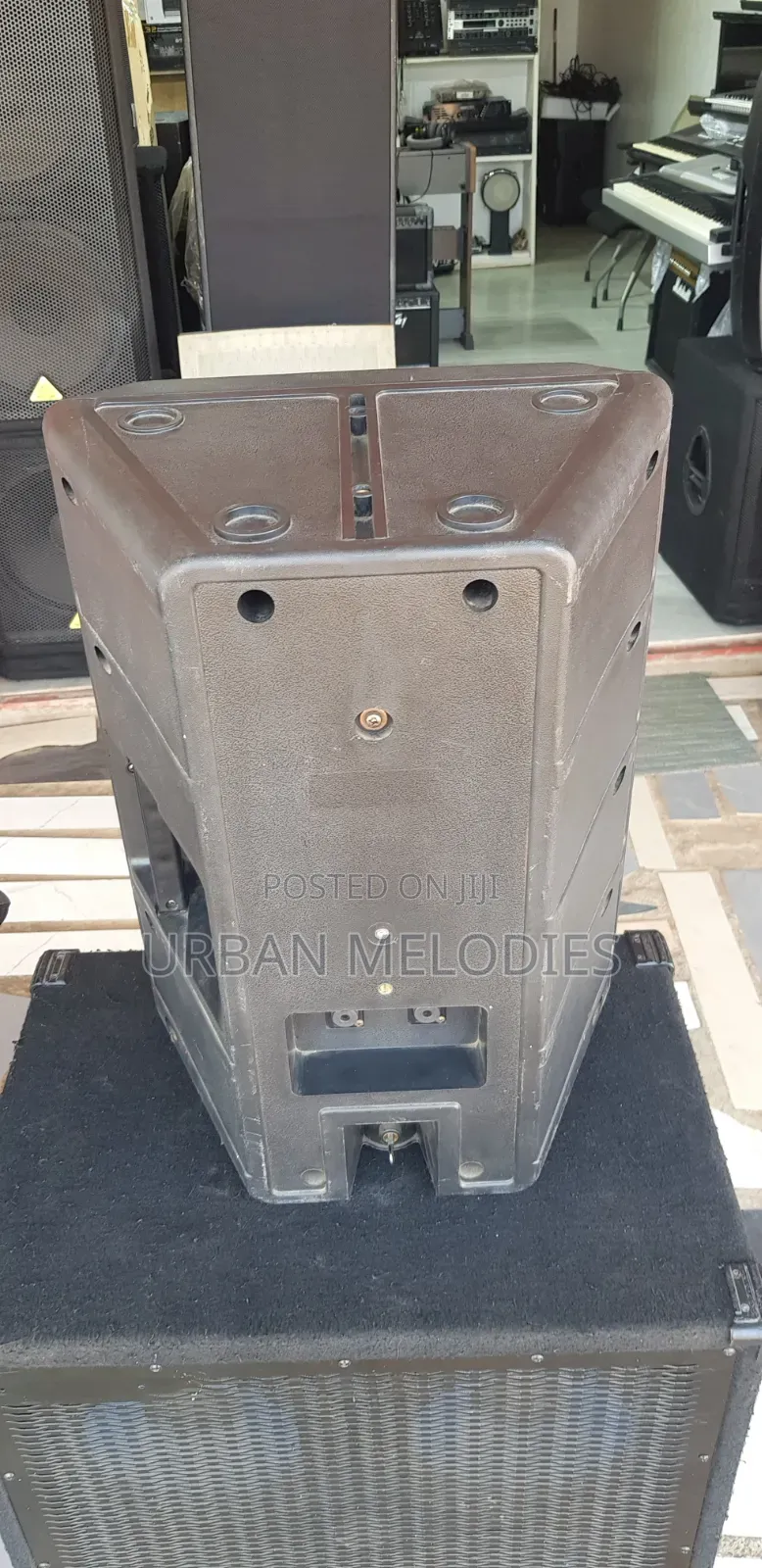 Pacive Audio Speakers Pair