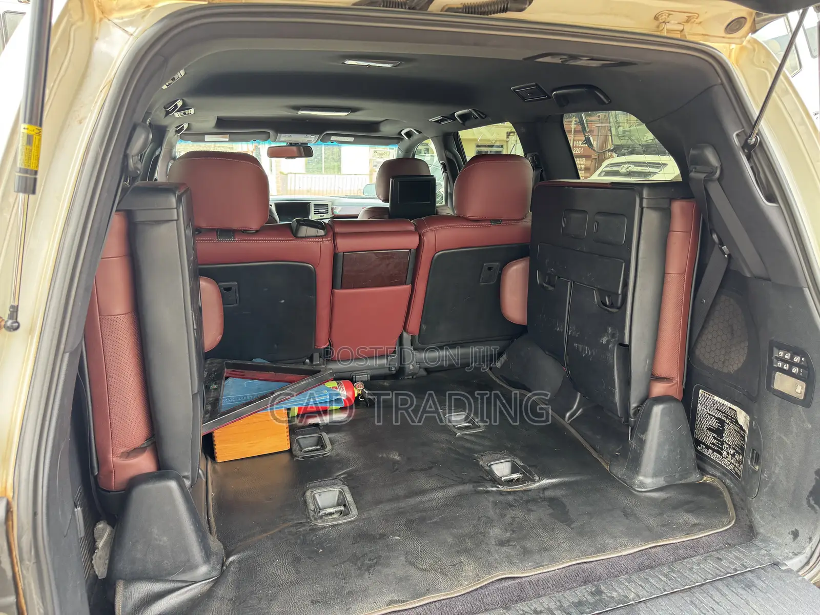 Lexus LX 2015 White