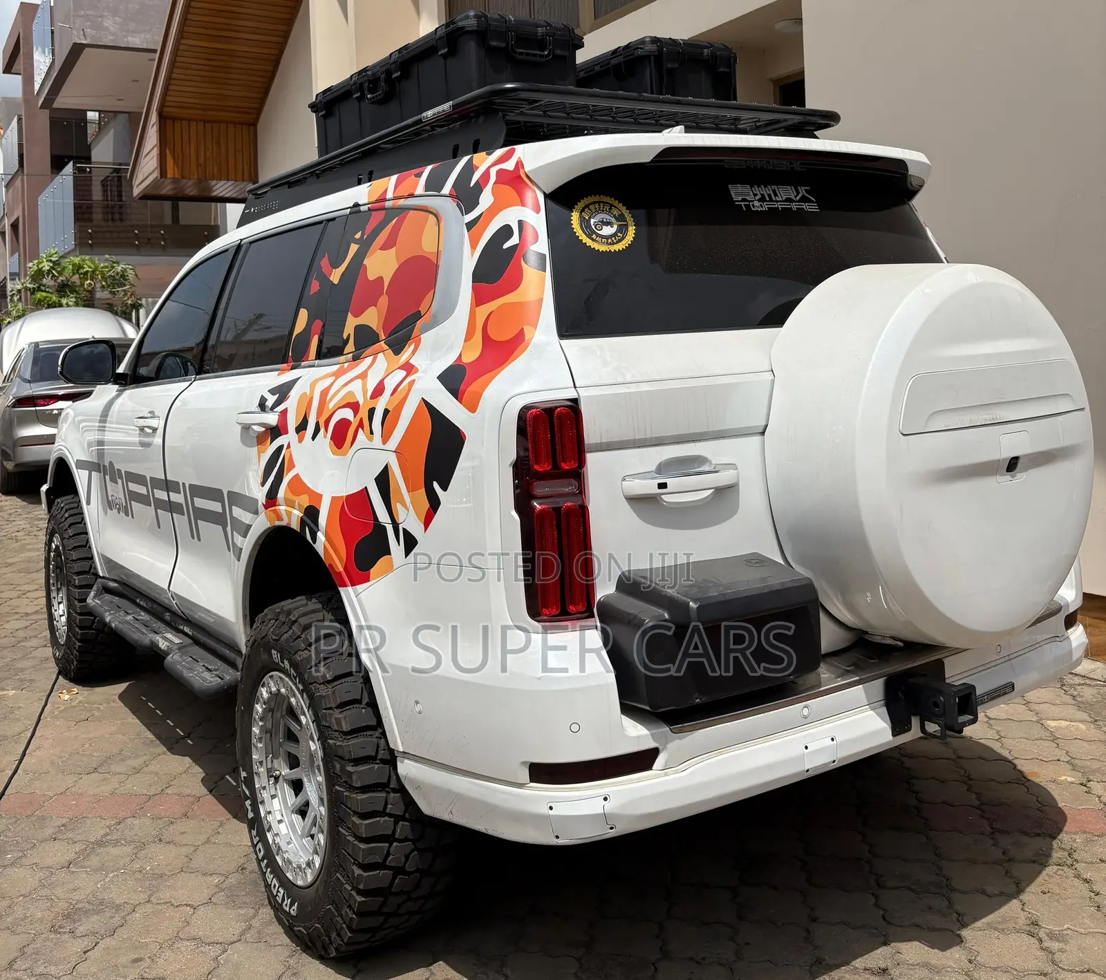 Jeep Grand Wagoneer L Base 4WD 2024 White