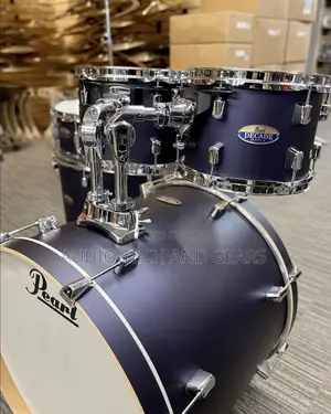 Pearl Decade Drumset