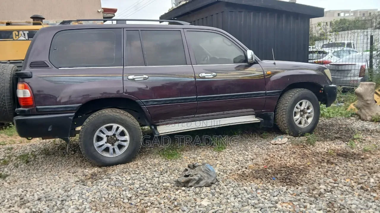 Toyota Land Cruiser 2003 Black
