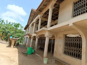 20bdrm House in Adankwaame ( Near, Kumasi Metropolitan for sale