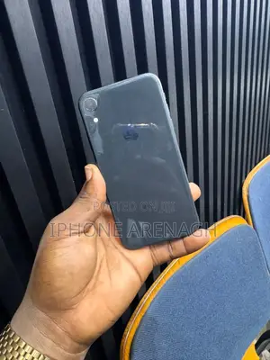 Apple iPhone XR 64 GB Black