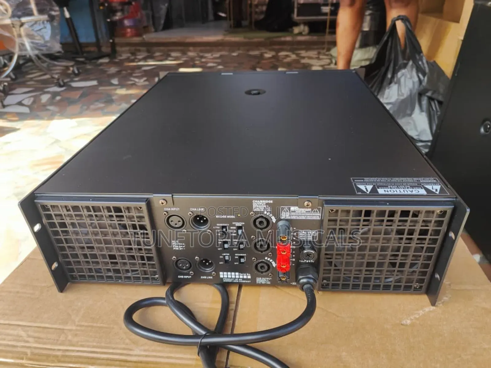Crest Audio Ca20 Professional Power Amplifier.