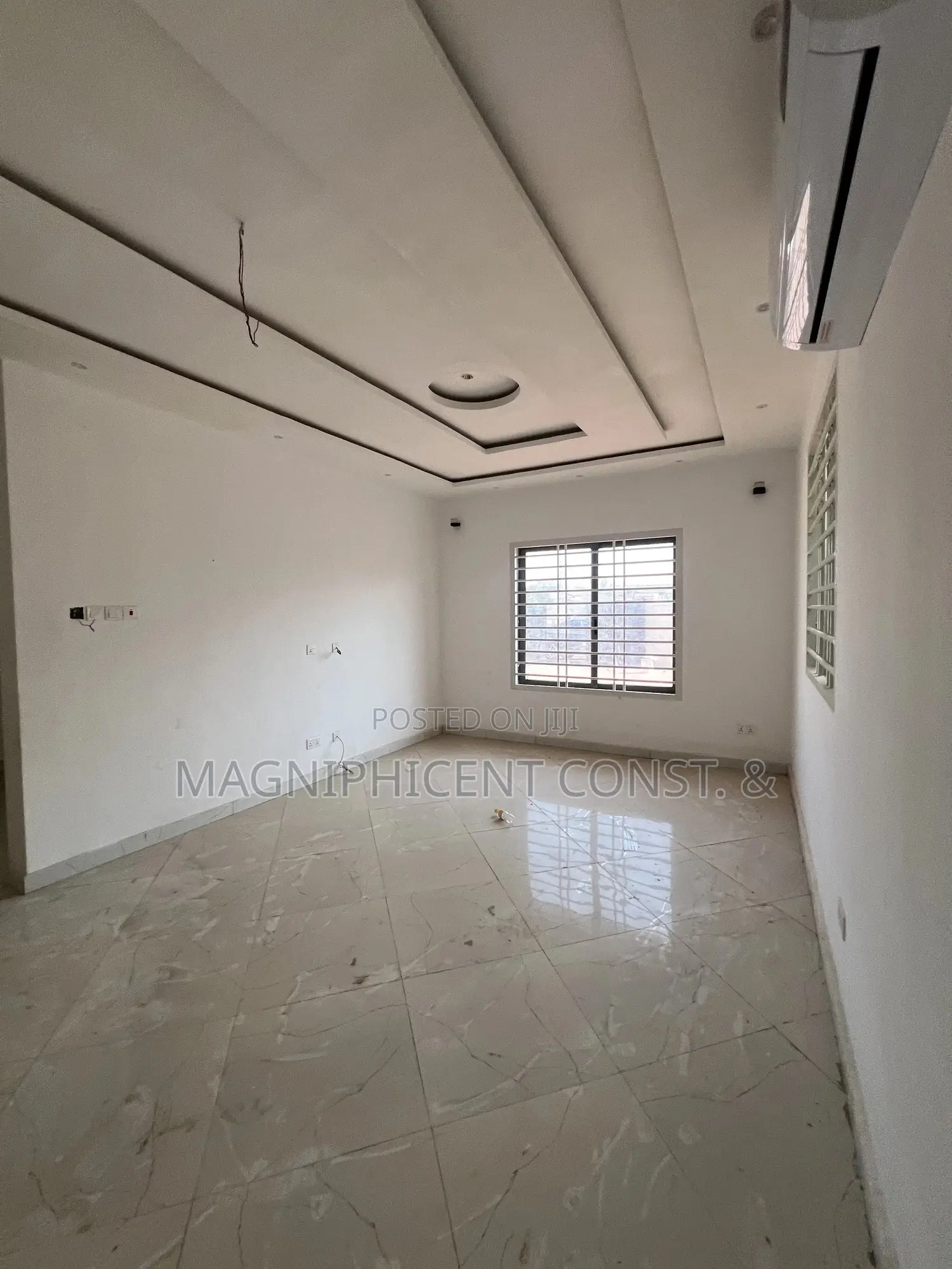 4bdrm Duplex in Lakeside Estates, Ashaley Botwe for sale