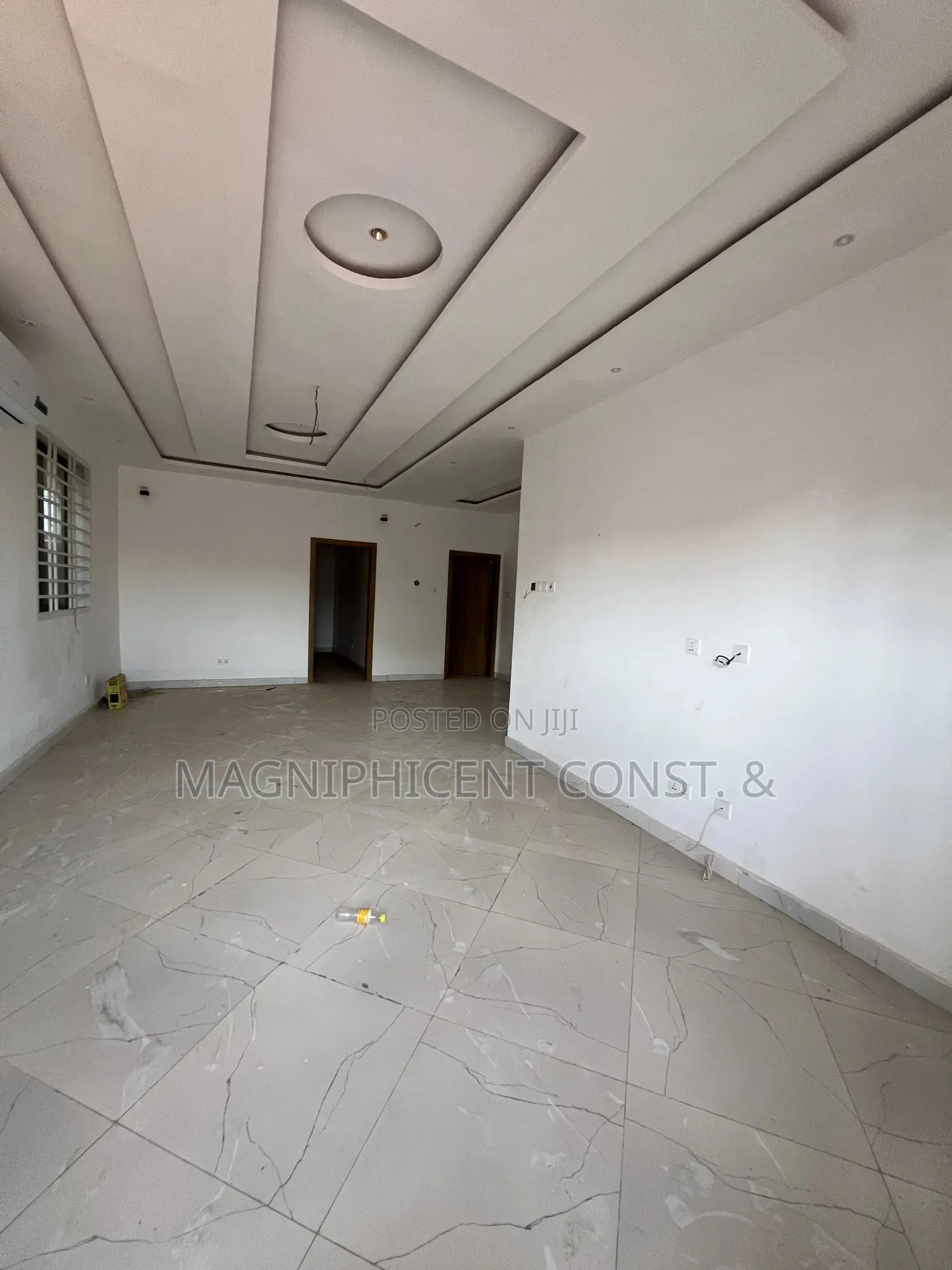 4bdrm Duplex in Lakeside Estates, Ashaley Botwe for sale