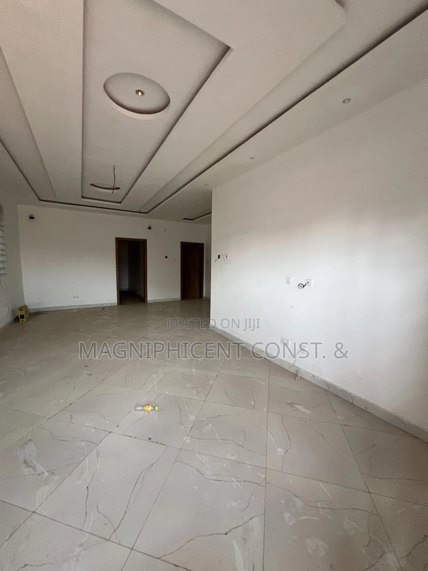4bdrm Duplex in Lakeside Estates, Ashaley Botwe for sale