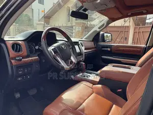 Toyota Tundra 2017 Blue