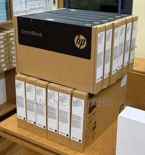 New Laptop HP OmniBook 5 Flip 8GB Intel Core 5 SSD 512GB