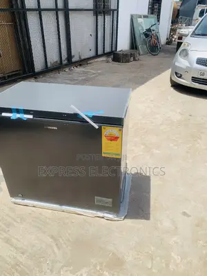 Quality Sleek Grey Chest Freezer Samsung 198l