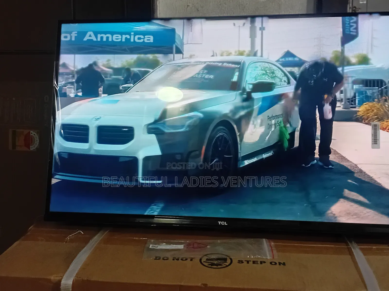 TCL 32-Inch Led Tv With Stunning Display