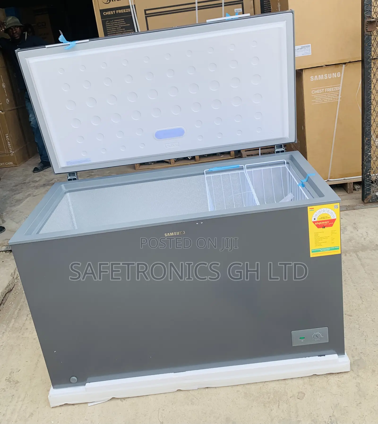 Kindly Check Samsung 371l Chest Freezer (Model Ri70f37v1gagh