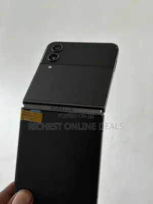 Samsung Galaxy Z Flip4 256 GB Black