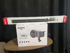 Sutefoto 100bi Light Comes With Two Batteries And A Tripod