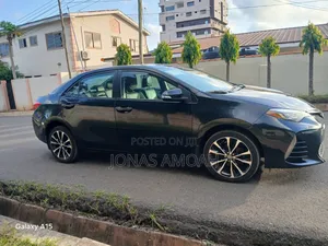 Toyota Corolla XSE (1.8L 4cyl 2A) 2019 Black
