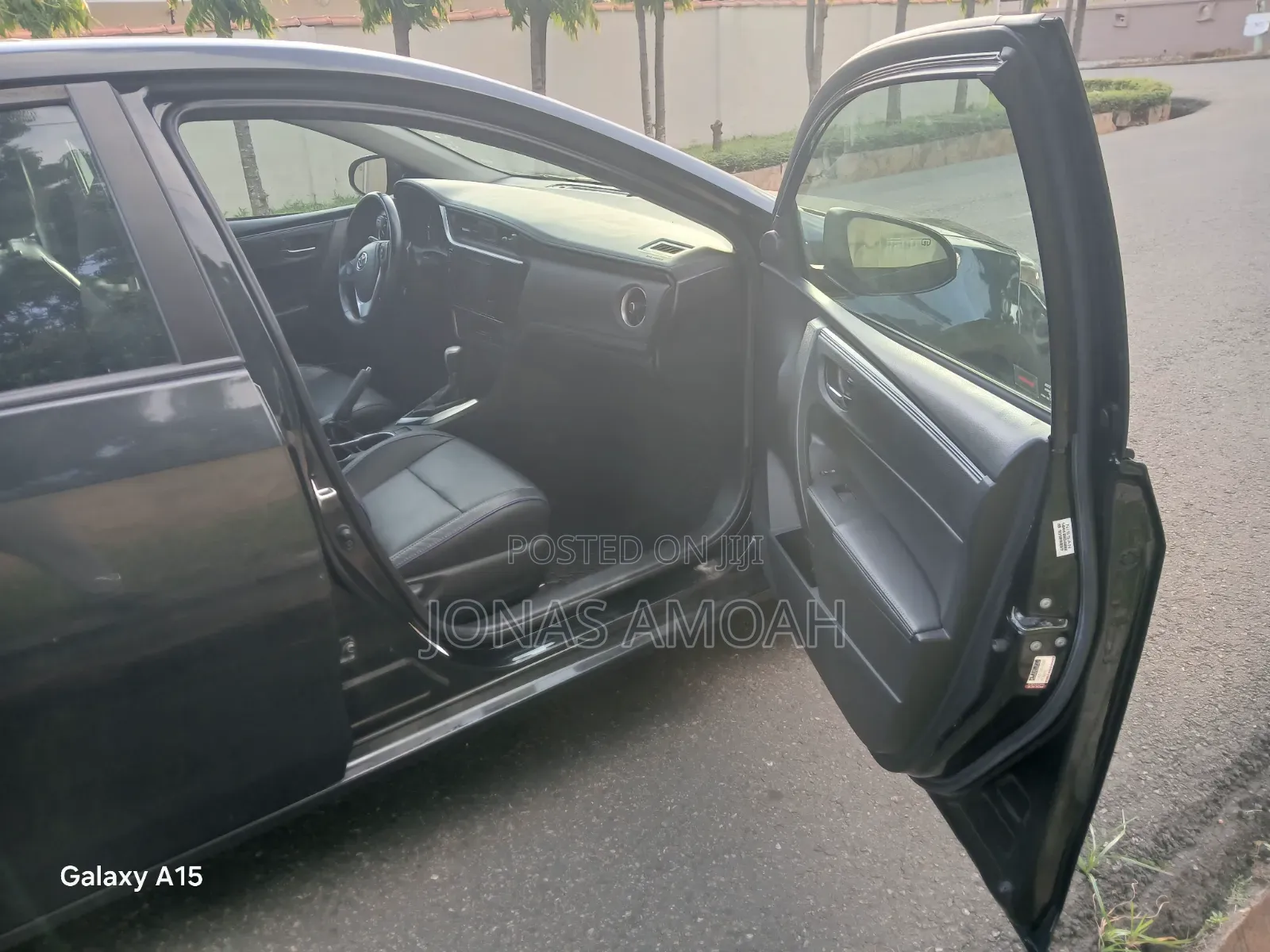 Toyota Corolla XSE (1.8L 4cyl 2A) 2019 Black