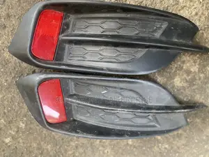 Honda Civic 2016 2017 2018 2019 2020 Back Bumper Reflector