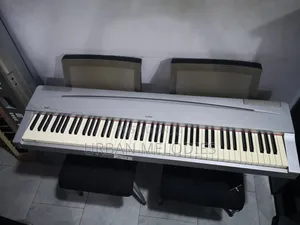 Yamaha Electronic Piano P-70
