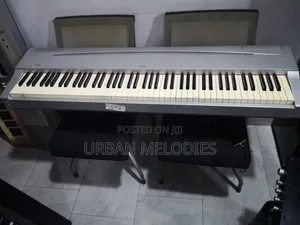 Yamaha Electronic Piano P-70