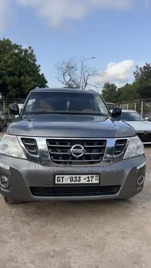 Nissan Patrol 2017 Silver