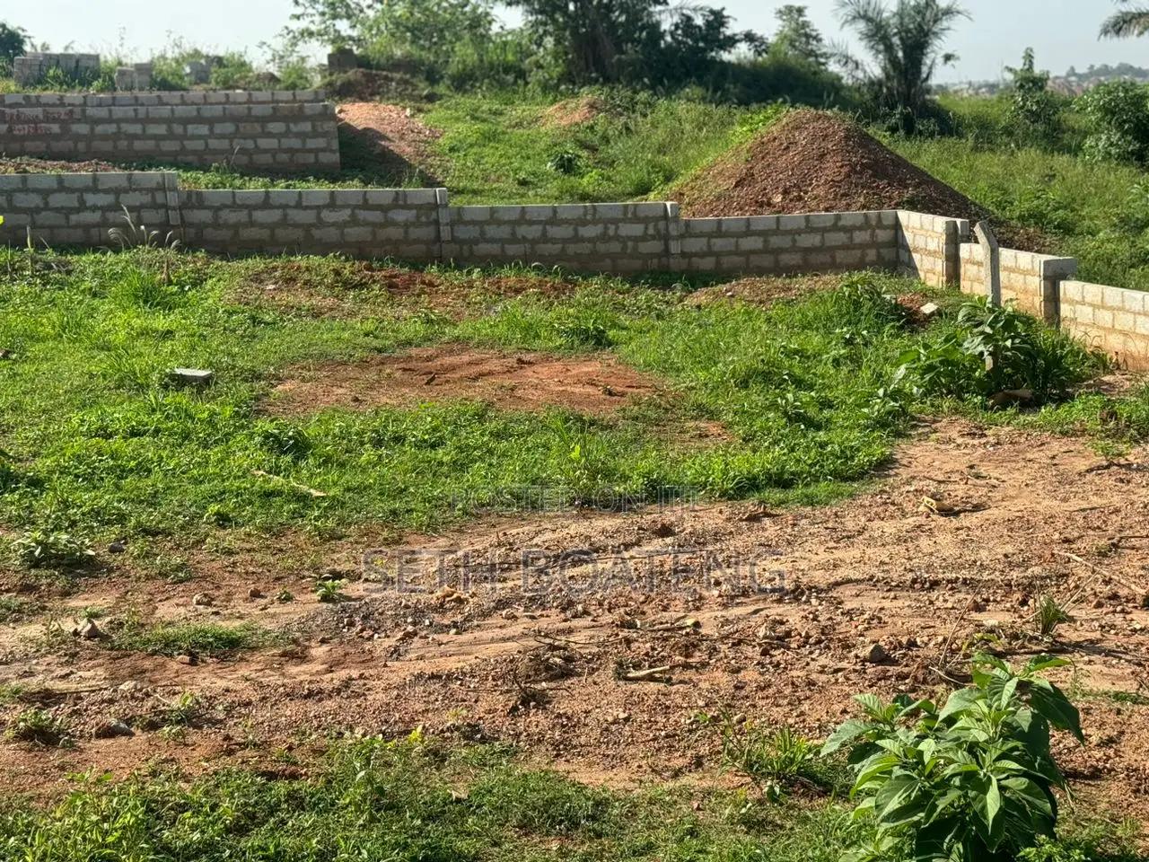 Land for Sale at Santasi- Darko