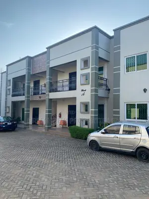 2bdrm Apartment in West Hills Mall Area for rent