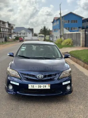 Toyota Corolla Base 4dr Sedan (1.8L 4cyl 5M) 2011 Blue