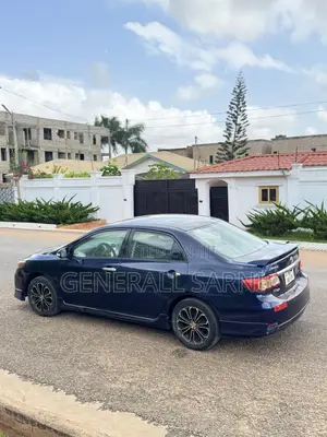 Toyota Corolla Base 4dr Sedan (1.8L 4cyl 5M) 2011 Blue