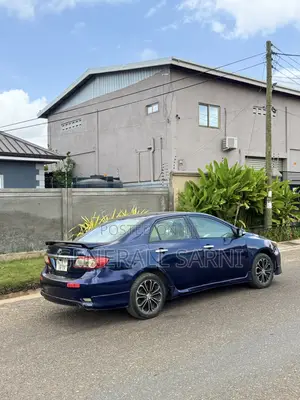 Toyota Corolla Base 4dr Sedan (1.8L 4cyl 5M) 2011 Blue
