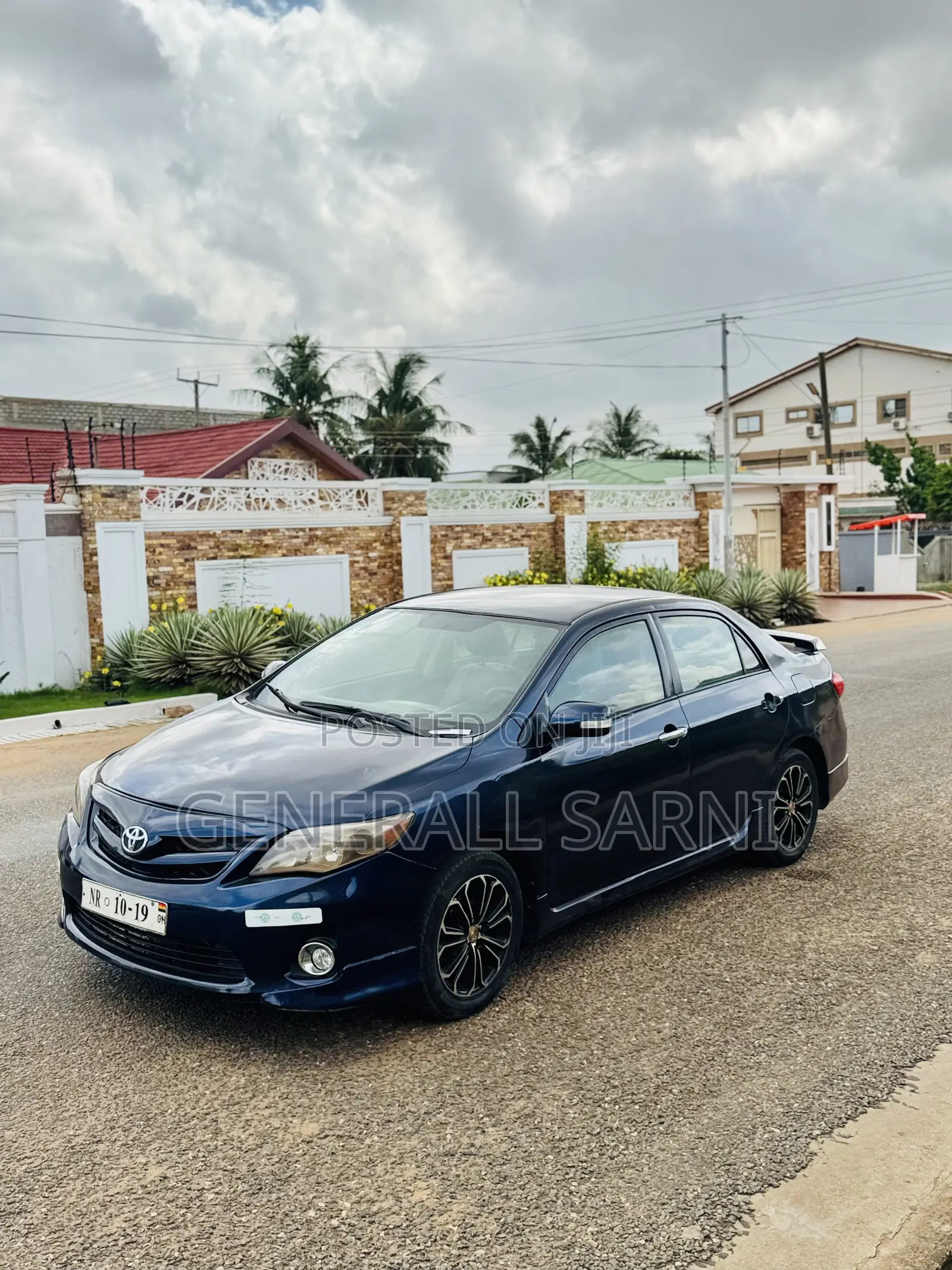 Toyota Corolla Base 4dr Sedan (1.8L 4cyl 5M) 2011 Blue