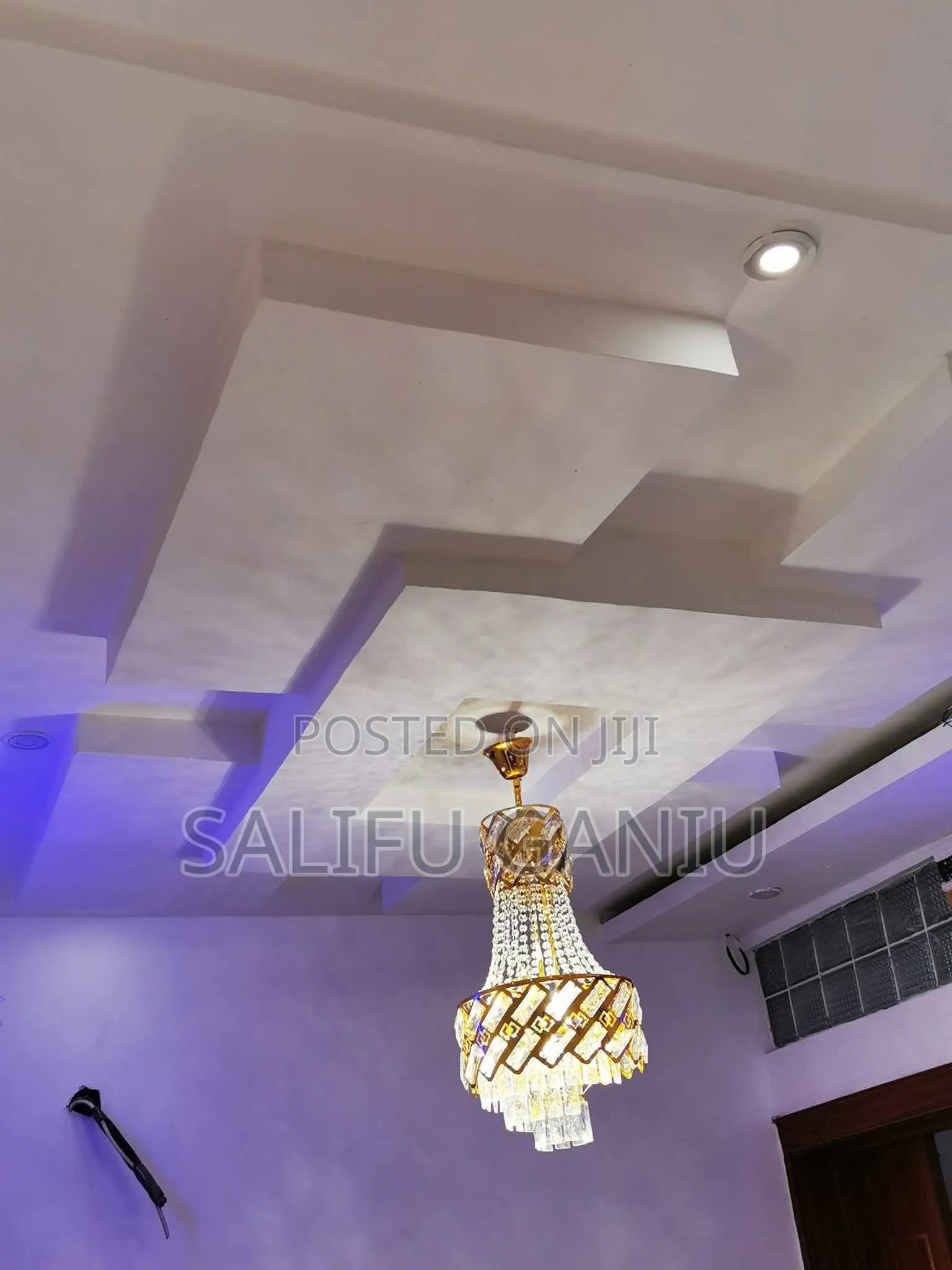 Only Fastened Ceiling Design