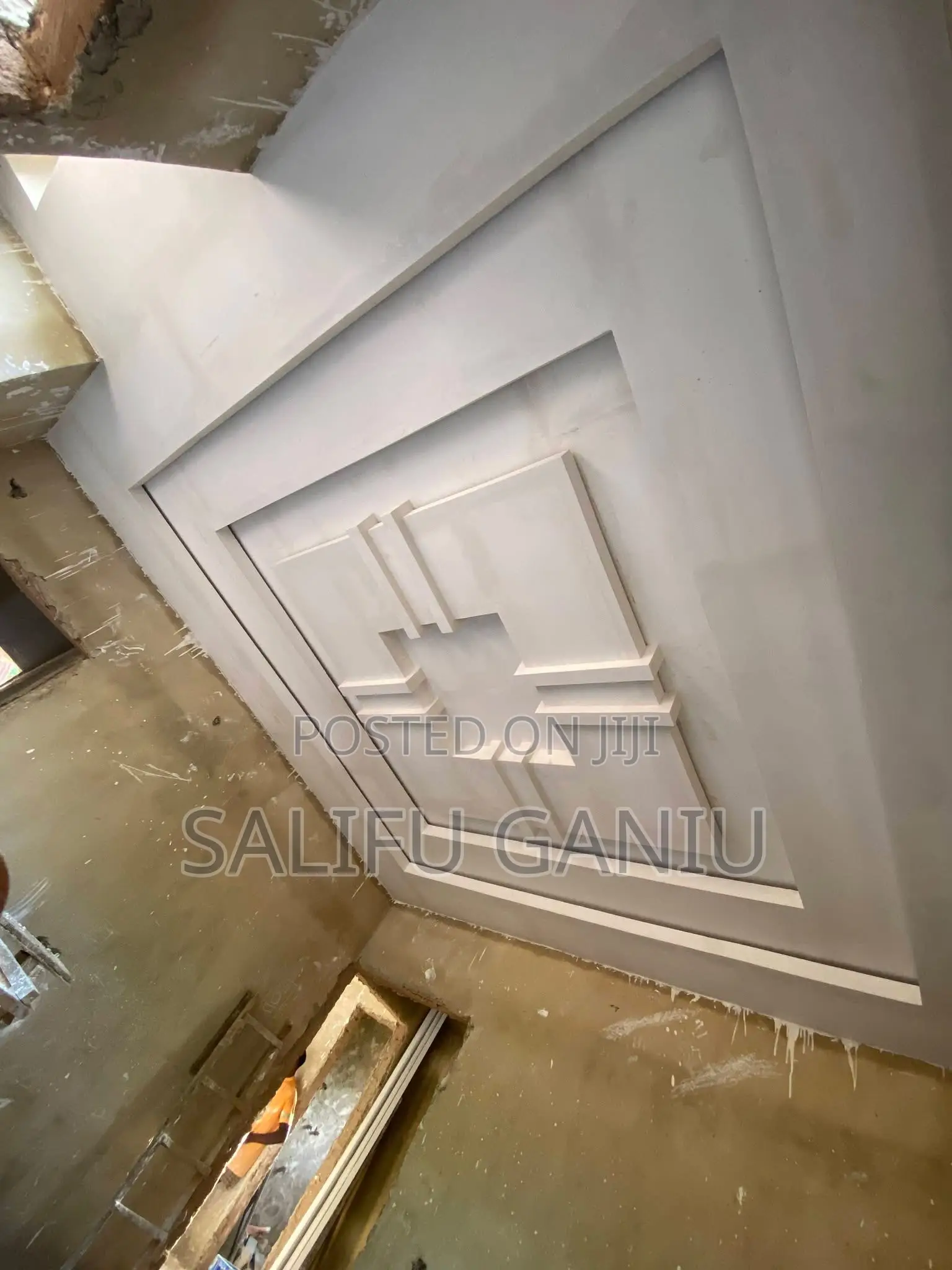 Only Fastened Ceiling Design