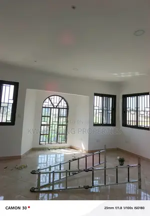 4bdrm House in Adenta for rent