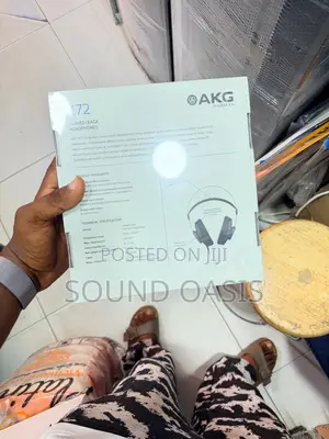 Akg Closed-Back Studio Headphones