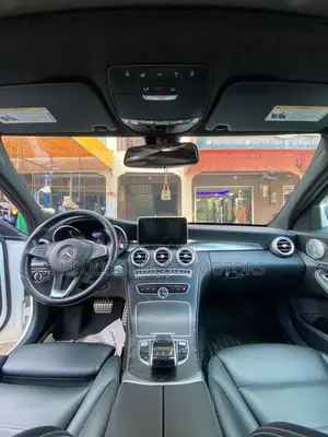 Mercedes-Benz C300 Sport 4Matic Sedan AWD (2.0L 4cyll 7A) 2016 White