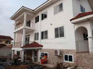 9bdrm House in Adjiringanor, Accra Metropolitan for sale