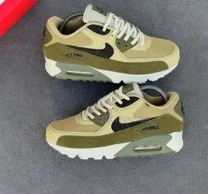 Nike Airmax 90 Neutral Olive