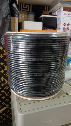 Black Rg6 High Quality Coaxial Cable 305