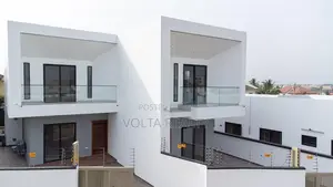 Furnished 3bdrm House in Mantselux, Baatsona Total for sale