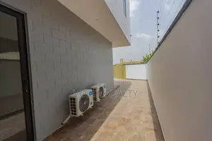 Furnished 3bdrm House in Mantselux, Baatsona Total for sale