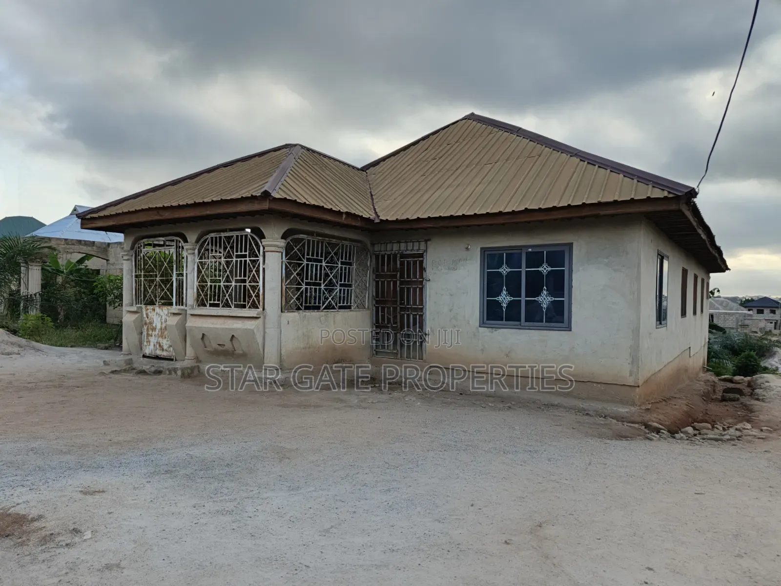 5bdrm House in Kenyasi Adwumam., Kumasi Metropolitan for sale