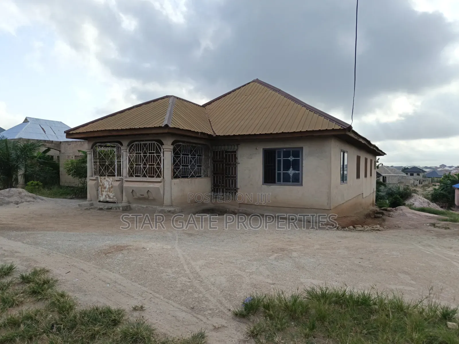 5bdrm House in Kenyasi Adwumam., Kumasi Metropolitan for sale