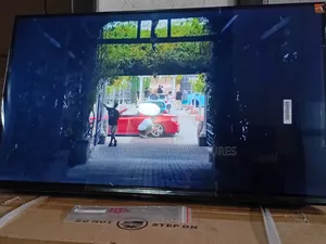 TCL 32” Smart Viewing Television With Dynamic Sound