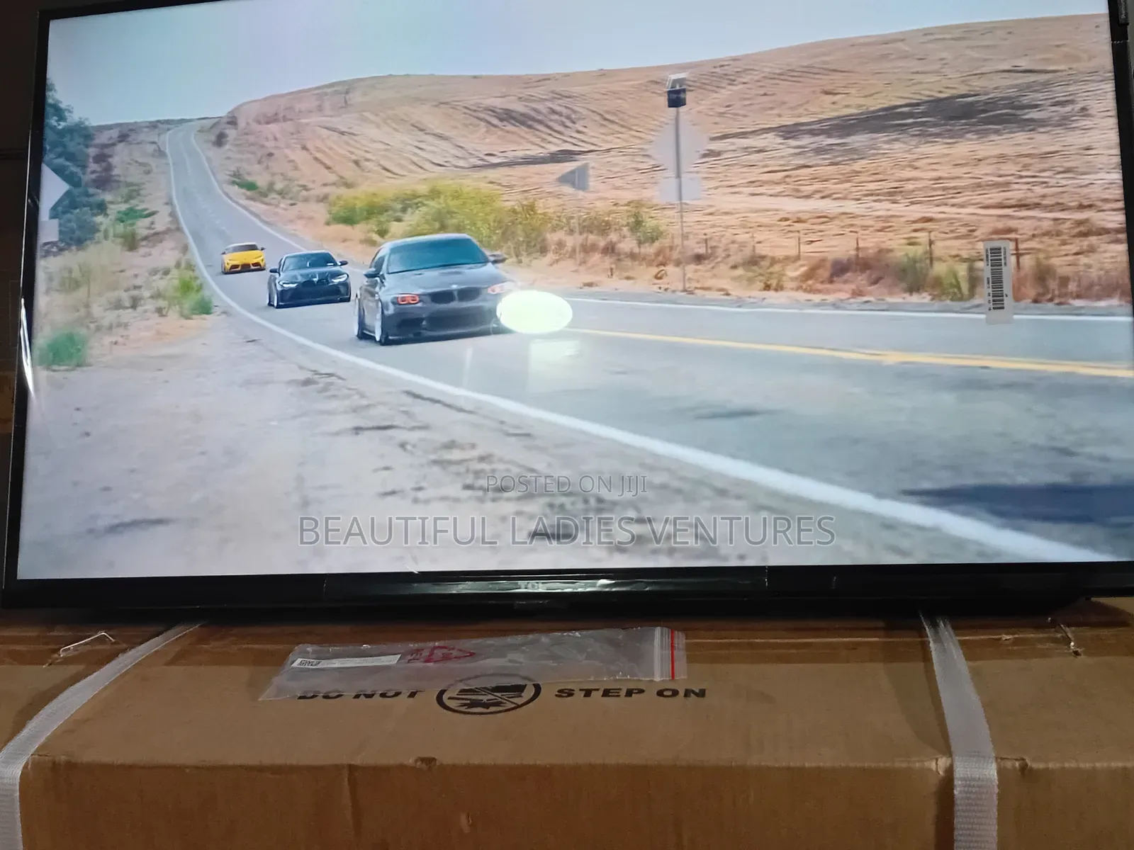 TCL 32” Compact Television for Small Spaces