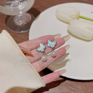 Earrings (Studs) High Quality