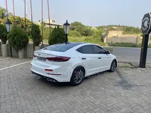 Hyundai Elantra SE 2018 White